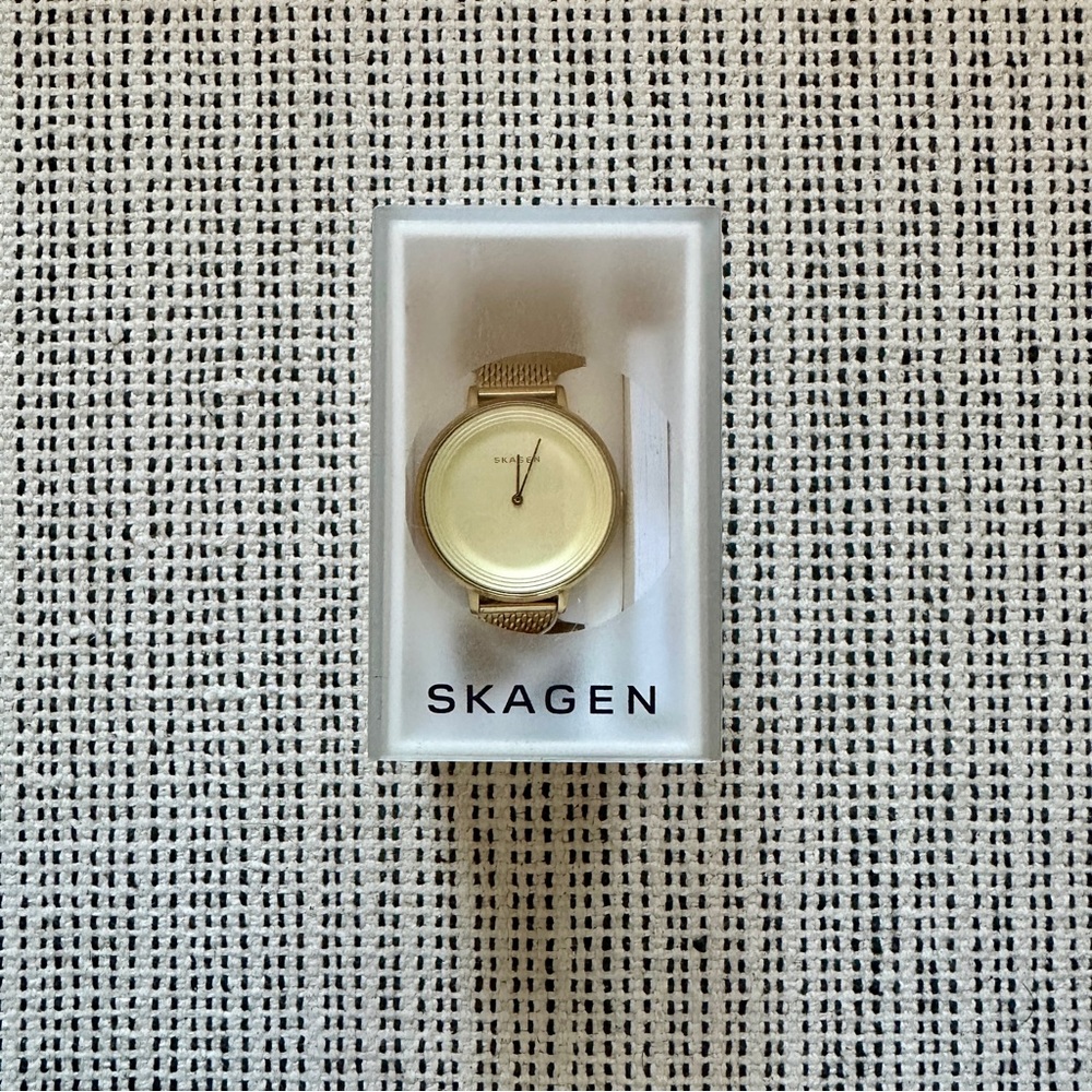 SKAGEN Ladies Ditte Gold-Tone Stainless Steel Mesh Bracelet Watch New with Tag